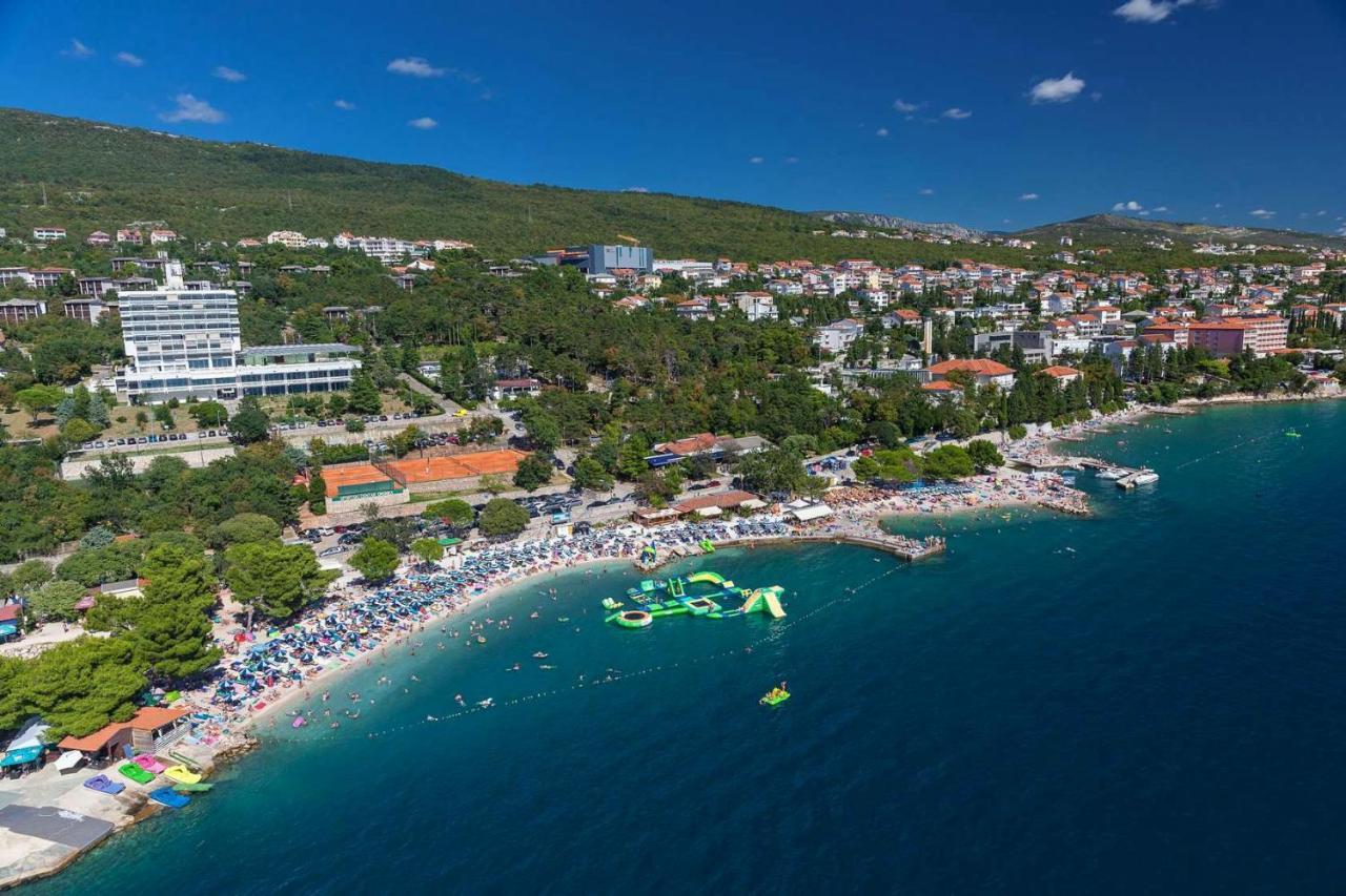 Apartments By The Sea Dramalj, Crikvenica - 2376 Exterior foto